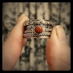 New Sun Stone Silver Spinner Ring. Size 6.50